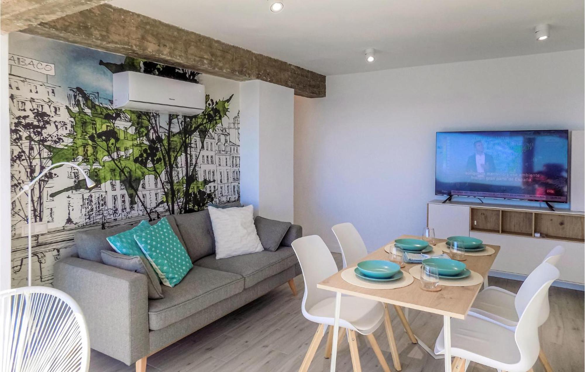 Cozy Apartment In Оропеса-дель-Мар Экстерьер фото